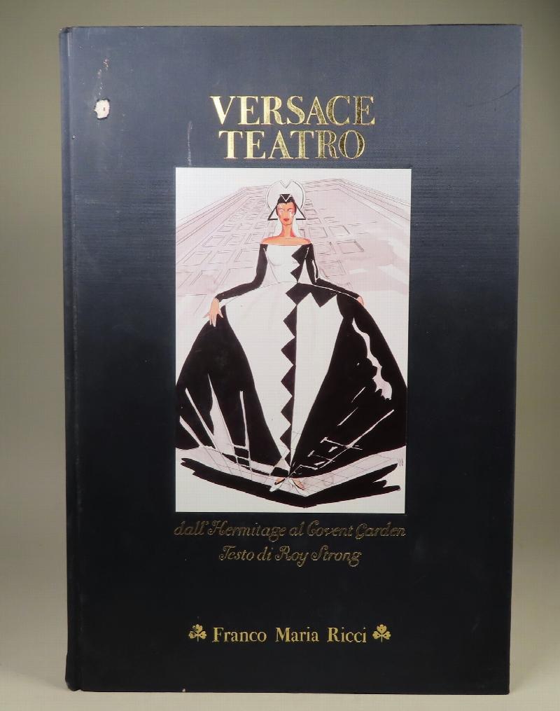 Versace Teatro, dall' Hermitage al Covent Garden, Testo di Roy Strong